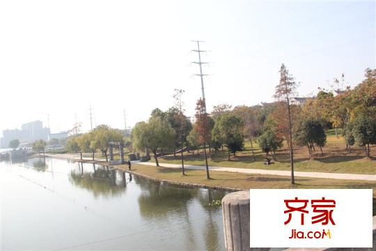 香江名?。?0131128）