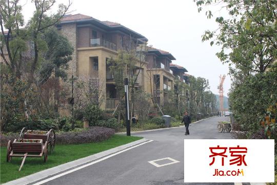 中航?翡翠灣別墅區(qū)遠(yuǎn)景