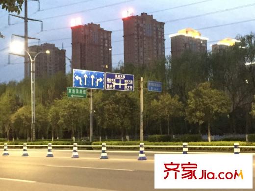景鴻?東湖翡翠京港澳高速