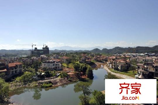 黃山納尼亞小鎮(zhèn)別墅實(shí)景（2012-11-27）