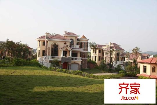 黃山納尼亞小鎮(zhèn)別墅實(shí)景（2012-11-27）