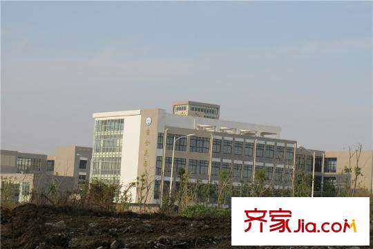力高君御世家淮合小學(xué)