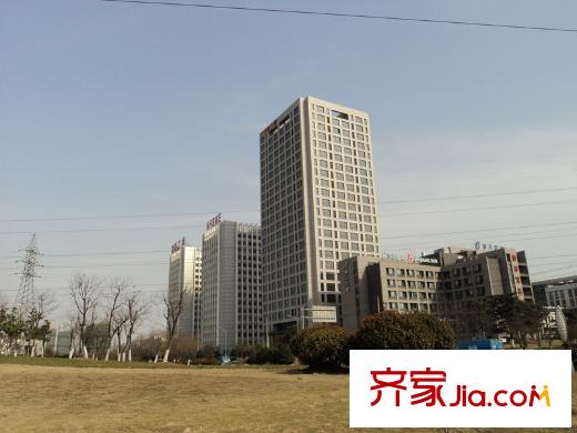 鉑領(lǐng)星座周邊富鄰廣場