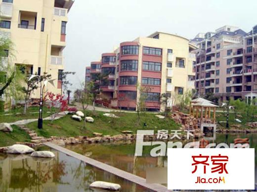 綠地藍(lán)海大廈