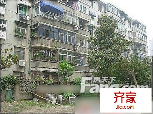 阜南路房產(chǎn)局宿舍外景圖房產(chǎn)局宿舍(阜南路)2