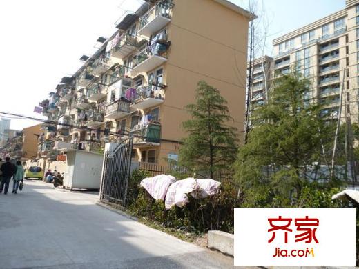 自行車廠宿舍外景圖2