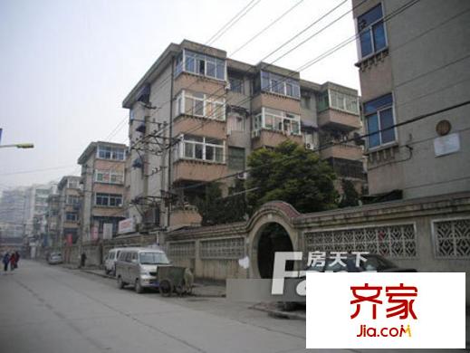 隆崗南村外景圖3