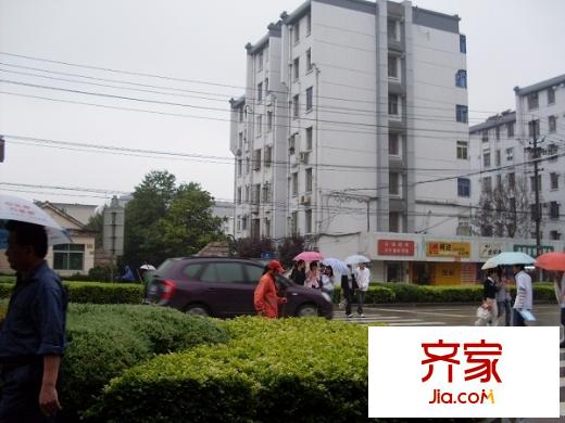 中醫(yī)學(xué)院宿舍外景圖1
