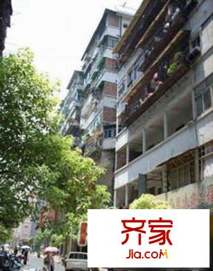 中醫(yī)學院宿舍外景圖1