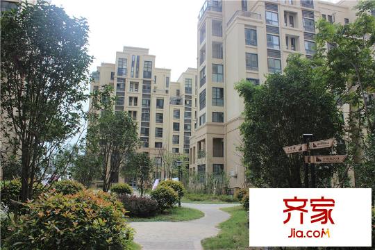 建業(yè)時(shí)光原著小區(qū)實(shí)景（2015.9.22）