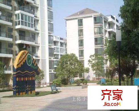 鳳凰城桂香堤岸外景圖 