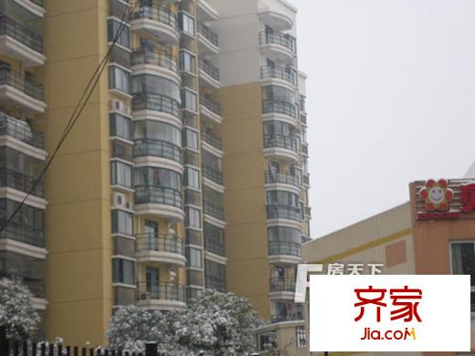隆崗新村外景圖100