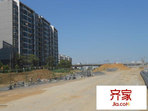 望湖嘉苑實景圖工程進度（2013-8-7）