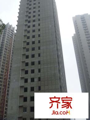 頂峰國際公寓實景圖工程進度（2012.8.20）
