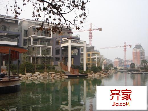 新華學(xué)府春天外景圖2