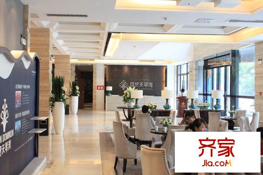 國(guó)貿(mào)天琴灣實(shí)景圖: