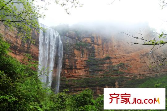金易水映長(zhǎng)山國(guó)際度假小鎮(zhèn)項(xiàng)目周邊四面山風(fēng)景區(qū)