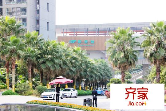 聯(lián)發(fā)瞰青墅售樓部入口（2015.03.15）