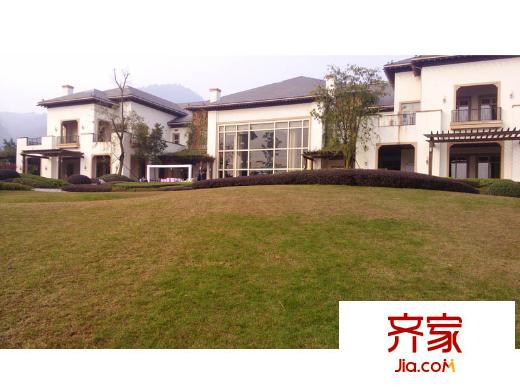 慶隆南山高爾夫國際社區(qū)小區(qū)高爾夫會所實景(2013.12.27)
