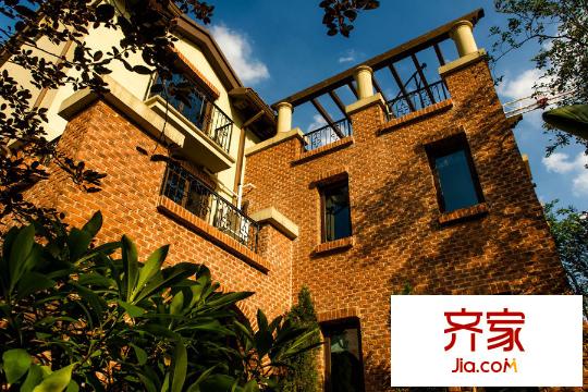 中航小鎮(zhèn)項(xiàng)目小區(qū)實(shí)景（2015.11.13）