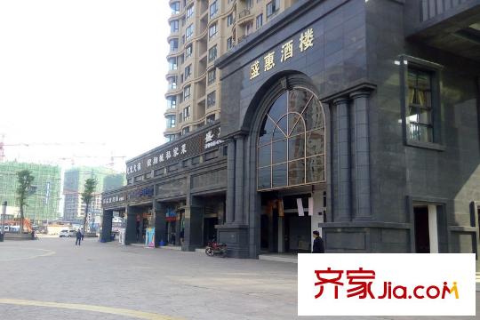 銀翔城周邊商業(yè)廣場