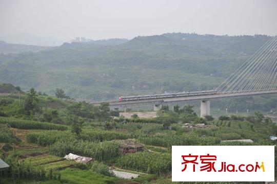 融創(chuàng)玫瑰園項(xiàng)目周邊江景