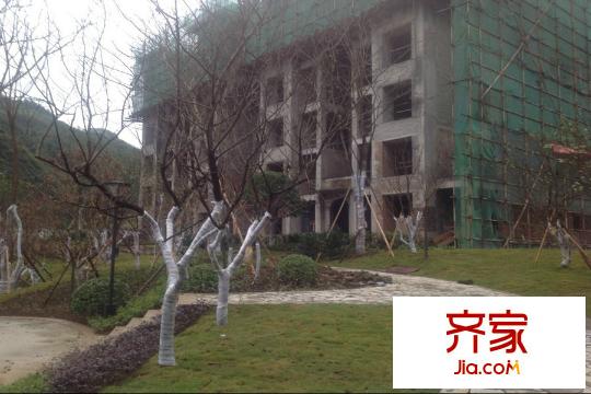 力帆婁山棲谷小區(qū)內(nèi)部道路（2014-11）