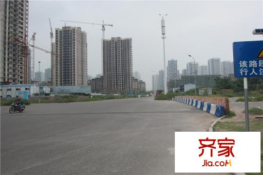 名流印象高層工程進度實景（2015.9）