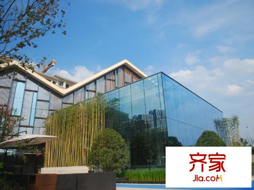 鴻府售樓部實(shí)景(2013-4)