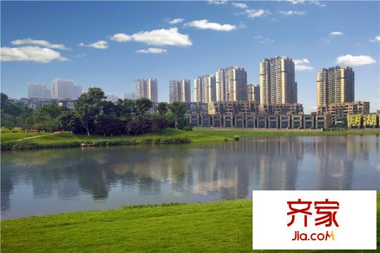 長江實(shí)業(yè)地產(chǎn)平方米湖園項(xiàng)目湖水（2015.10.28）
