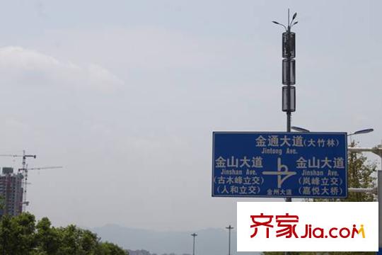 長江實業(yè)地產平方米湖園周邊干道指示牌