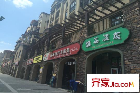 銀翔翡翠谷A組團(tuán)小區(qū)周邊臨街商鋪