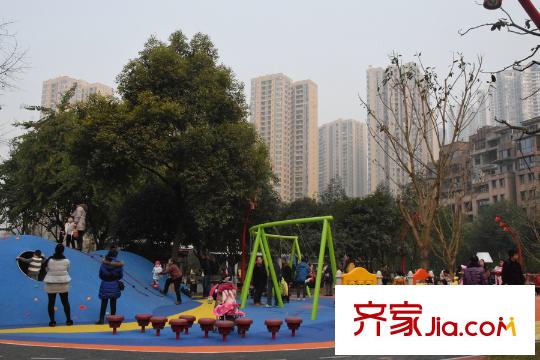 金輝城江城上周邊兒童公園配套