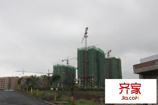 光亮天潤(rùn)城工程進(jìn)度實(shí)景（2015-09）