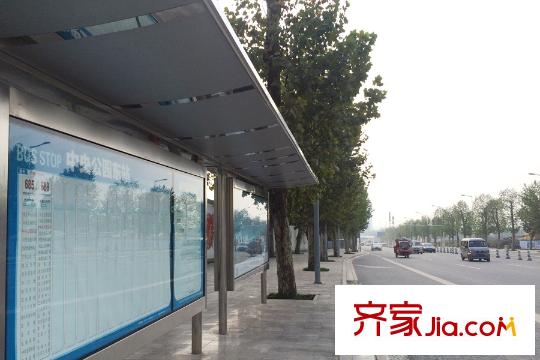 公園大道北側(cè)中央公園東站