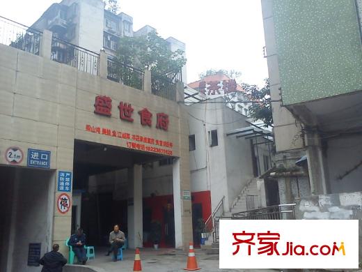 萬(wàn)科西城周邊小區(qū)車庫(kù)