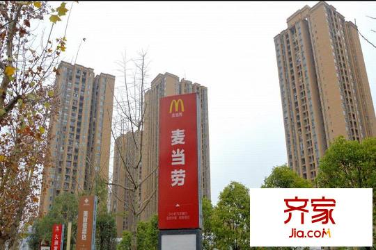 旭陽臺北城小區(qū)實景（2015.4.28）