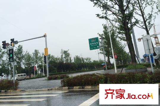 中國(guó)摩周邊繞城高速入口