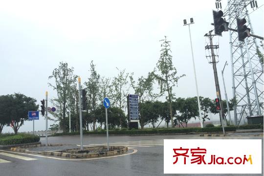 中國(guó)摩周邊道路