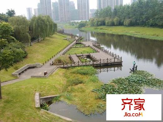 法藍(lán)西平方米邸別墅外景圖 