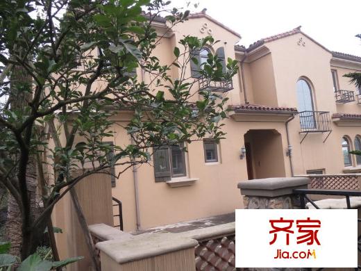 慶隆南山高爾夫柏翠莊外景圖 