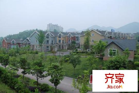 長青湖別墅外景圖