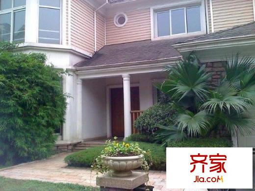 龍湖香樟林別墅外景圖