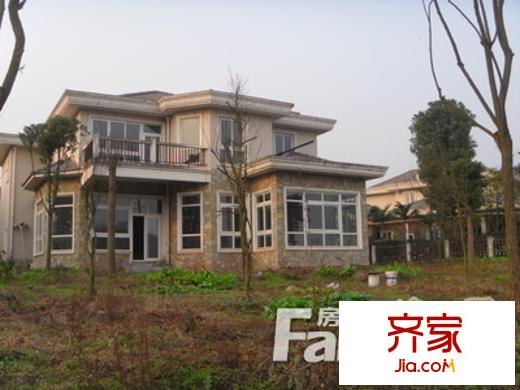 長青湖別墅外景圖