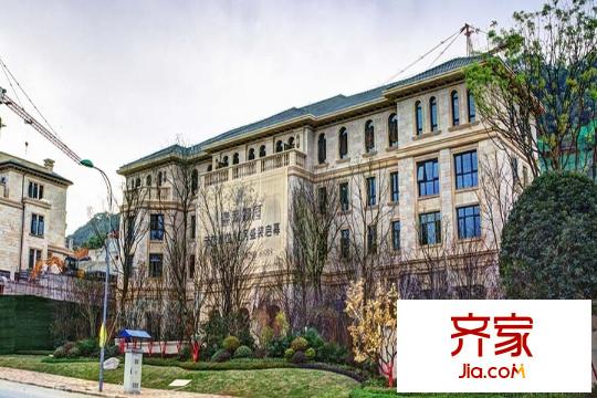 翡翠御園項目售樓部入口