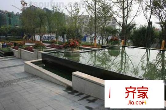 龍湖江與城原山別墅外景圖 