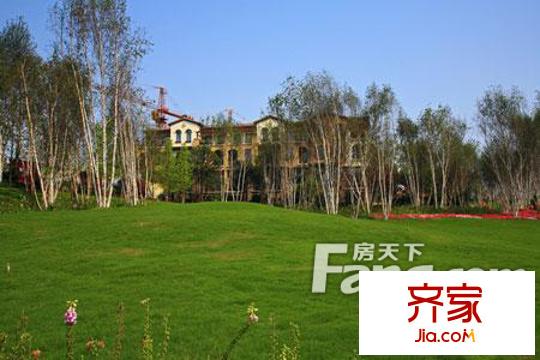 龍湖江與城原山別墅外景圖