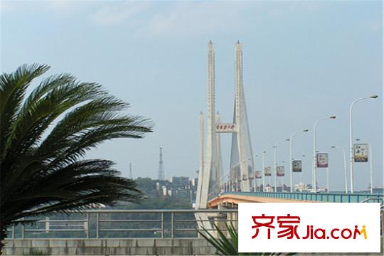 尚美時(shí)代周邊李家沱長江大橋