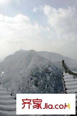 海宇學(xué)府江山周邊縉云山