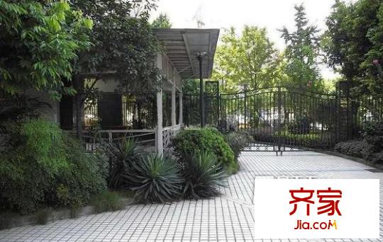 華一坡小區(qū)外景圖